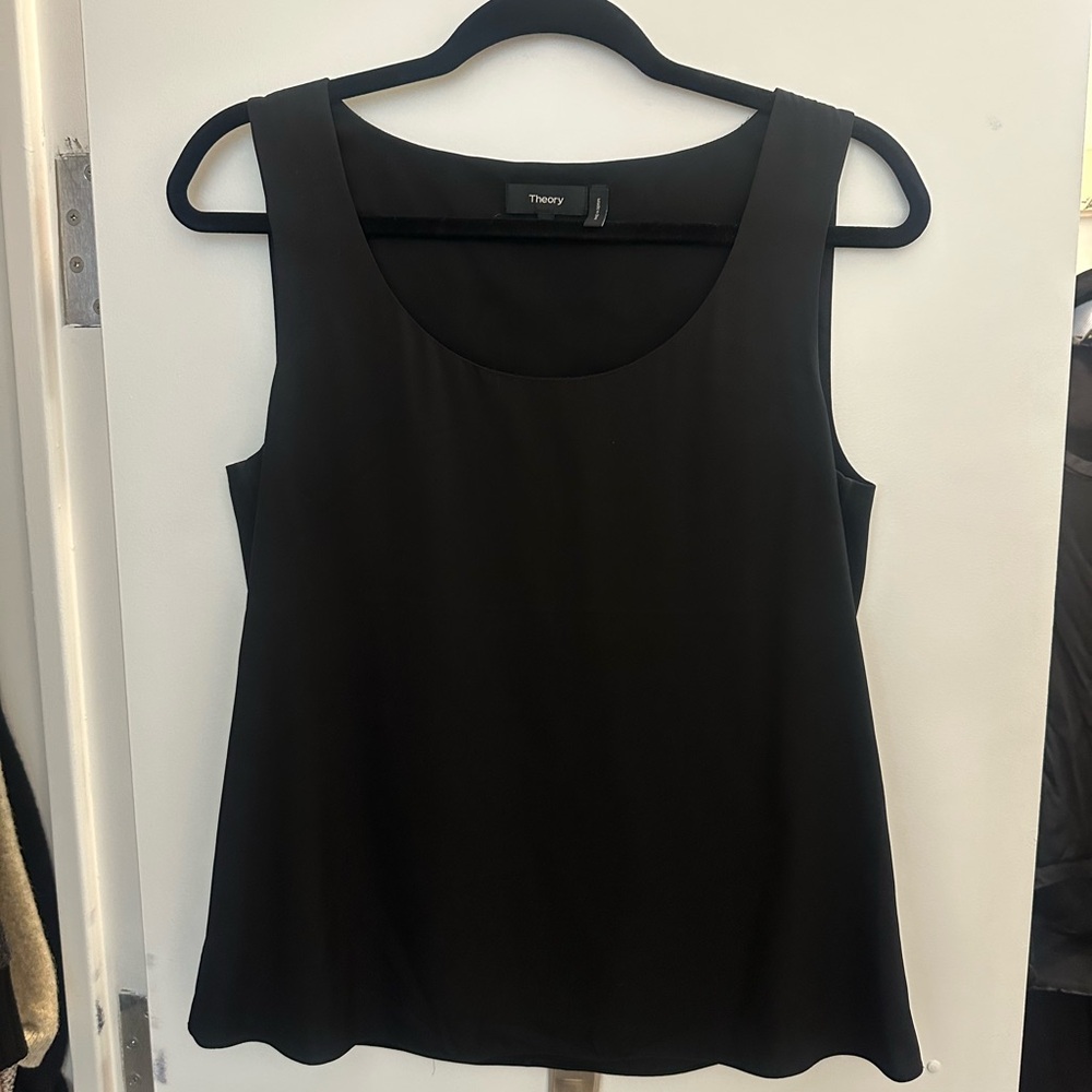 Theory black top